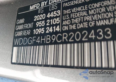 2012 Mercedes-Benz C 250 Luxury/Sport z USA, uszkodzony, nr VIN WDDGF4HB9CR202433